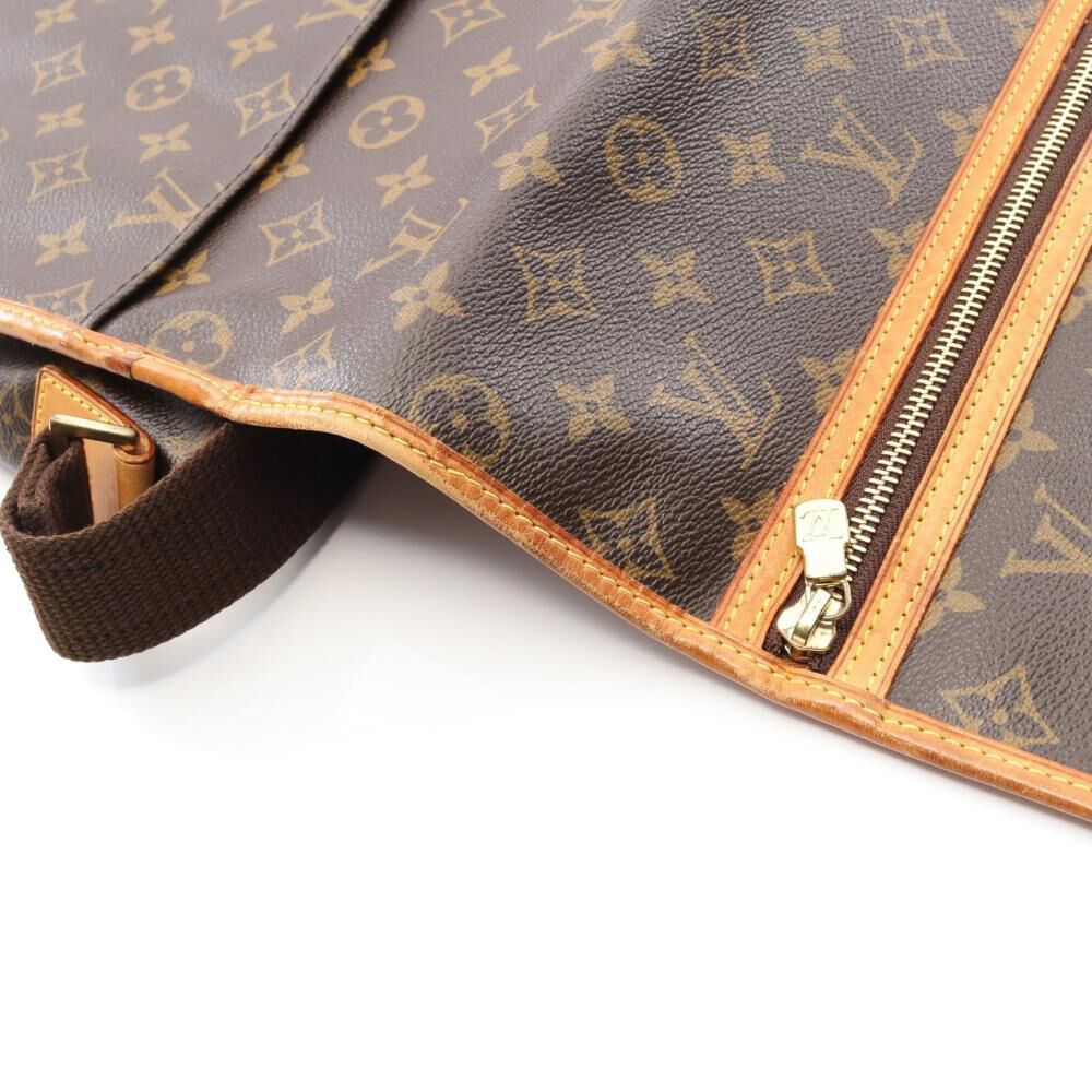 Louis Vuitton Bosphore