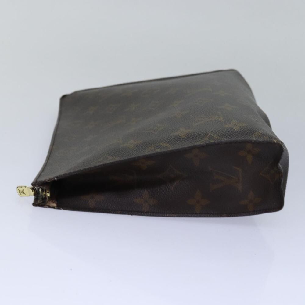 Louis Vuitton Poche Toilette
