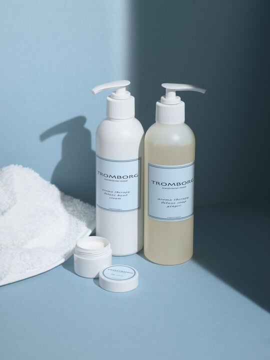 Aroma Therapy Deluxe Herbal Hand Cream