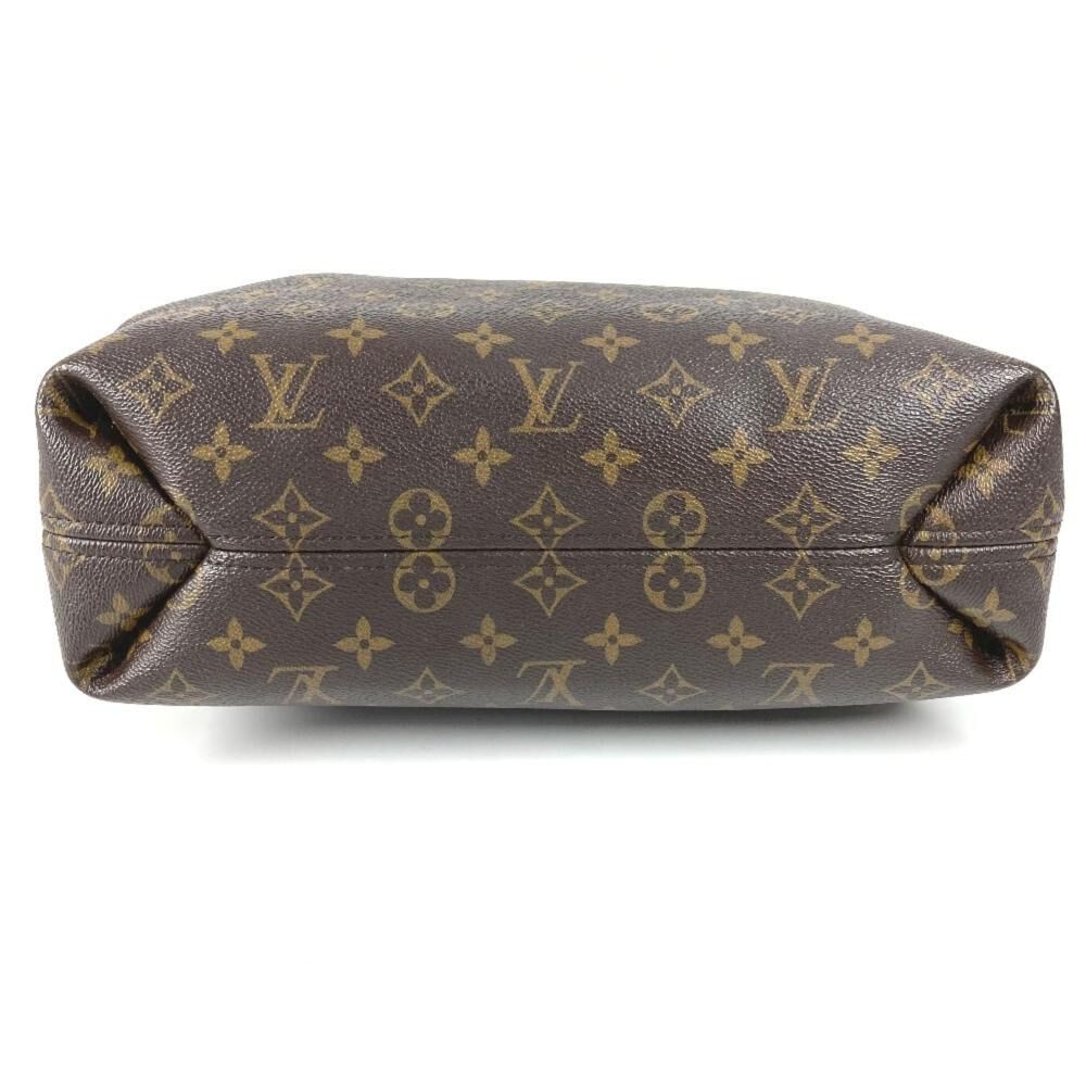 Louis Vuitton Shoulder Bags