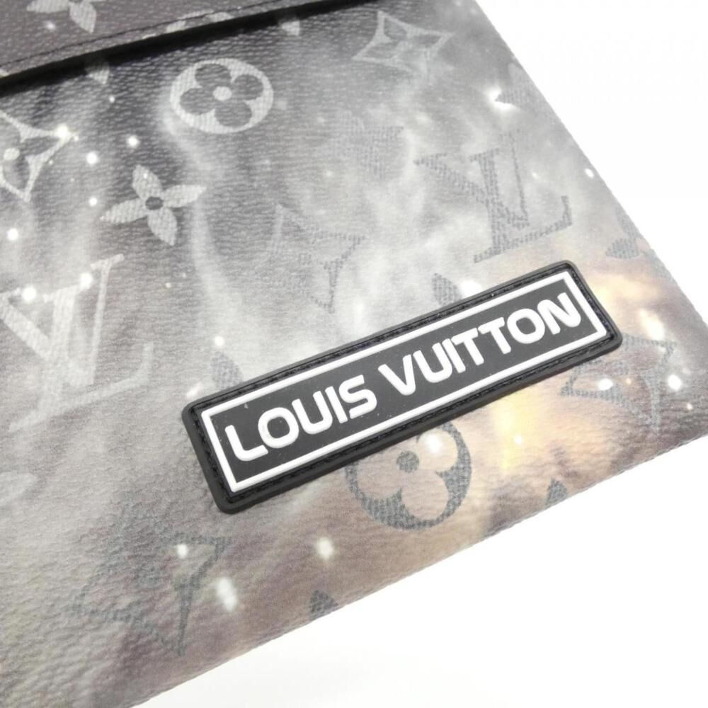 Louis Vuitton Pouch