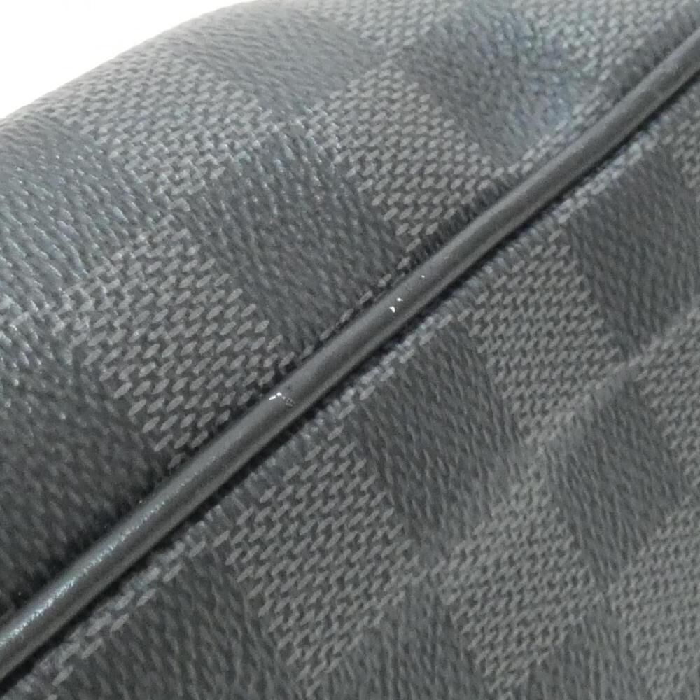 Louis Vuitton District