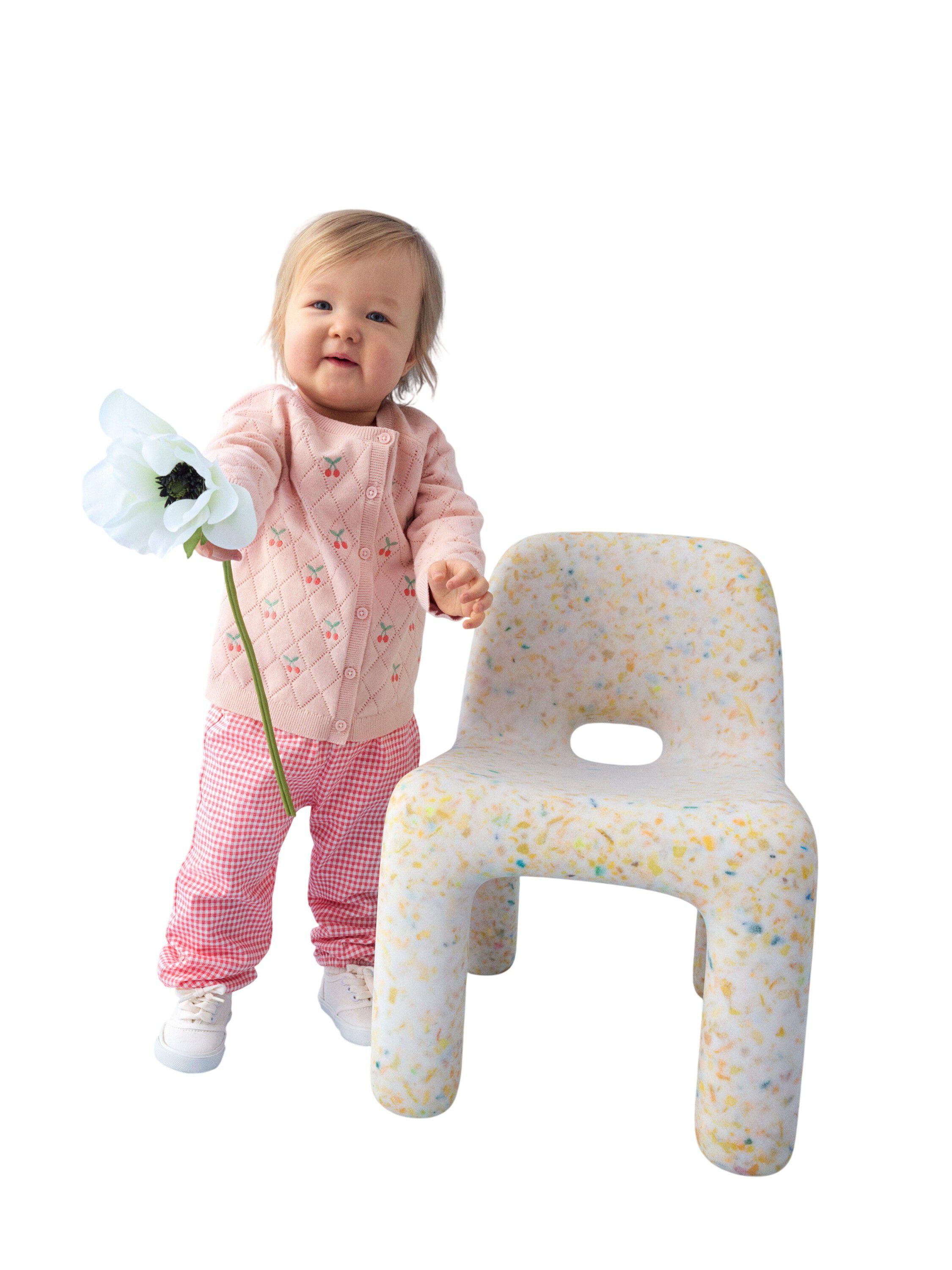 Stickad cardigan med broderade deta