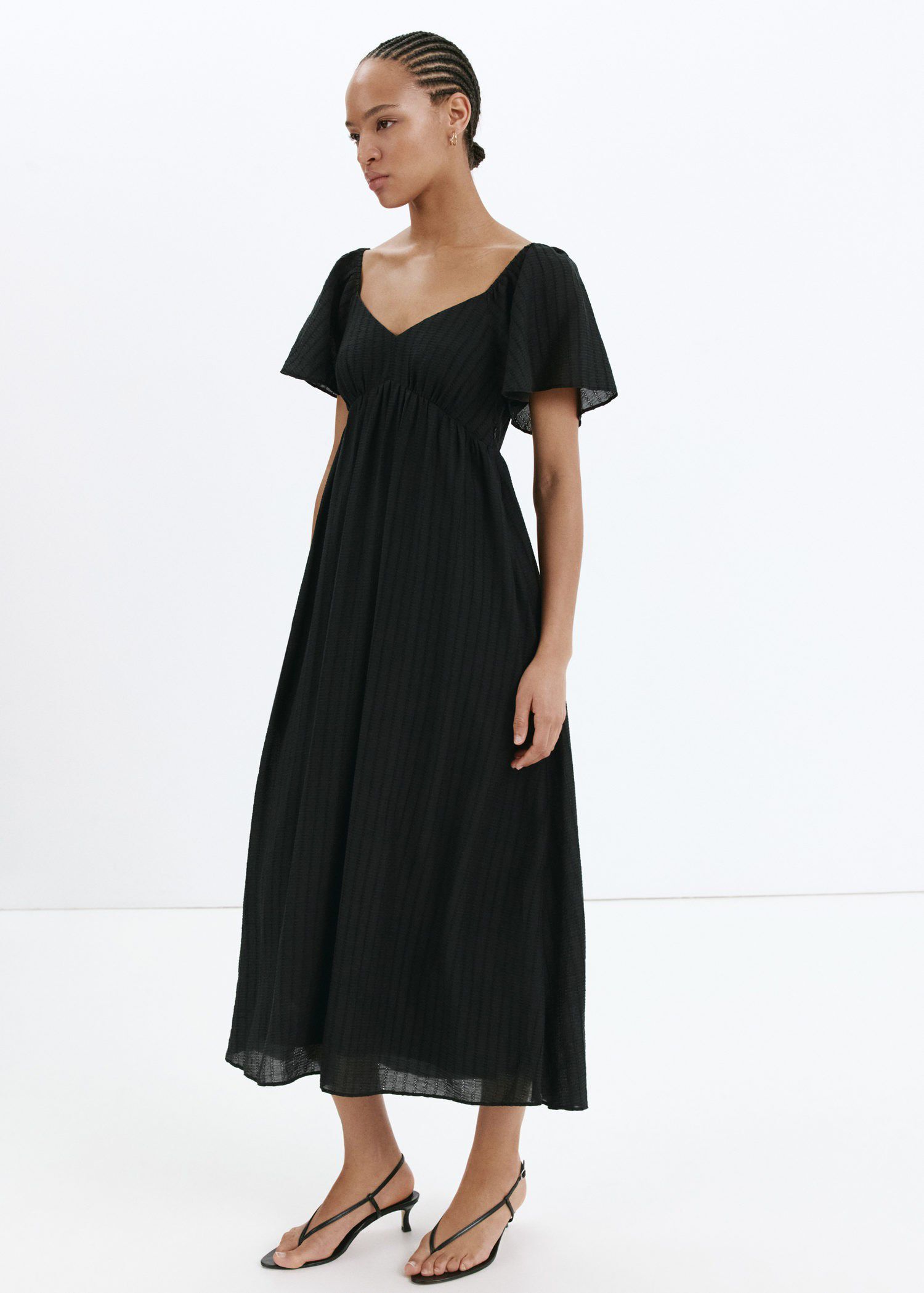 Textured dress with ruched detail