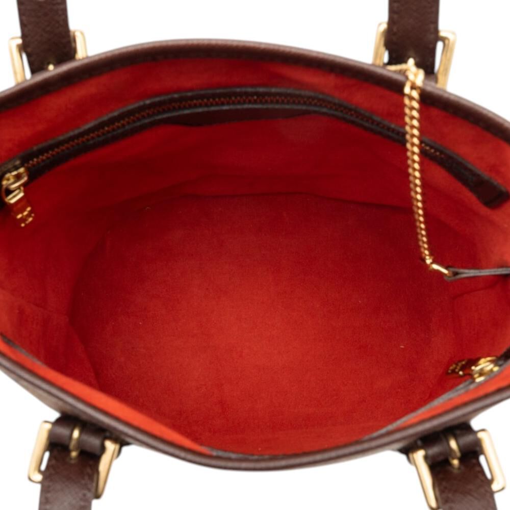 Louis Vuitton Marais