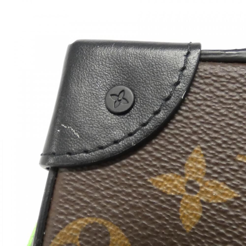 Louis Vuitton Shoulder Bags