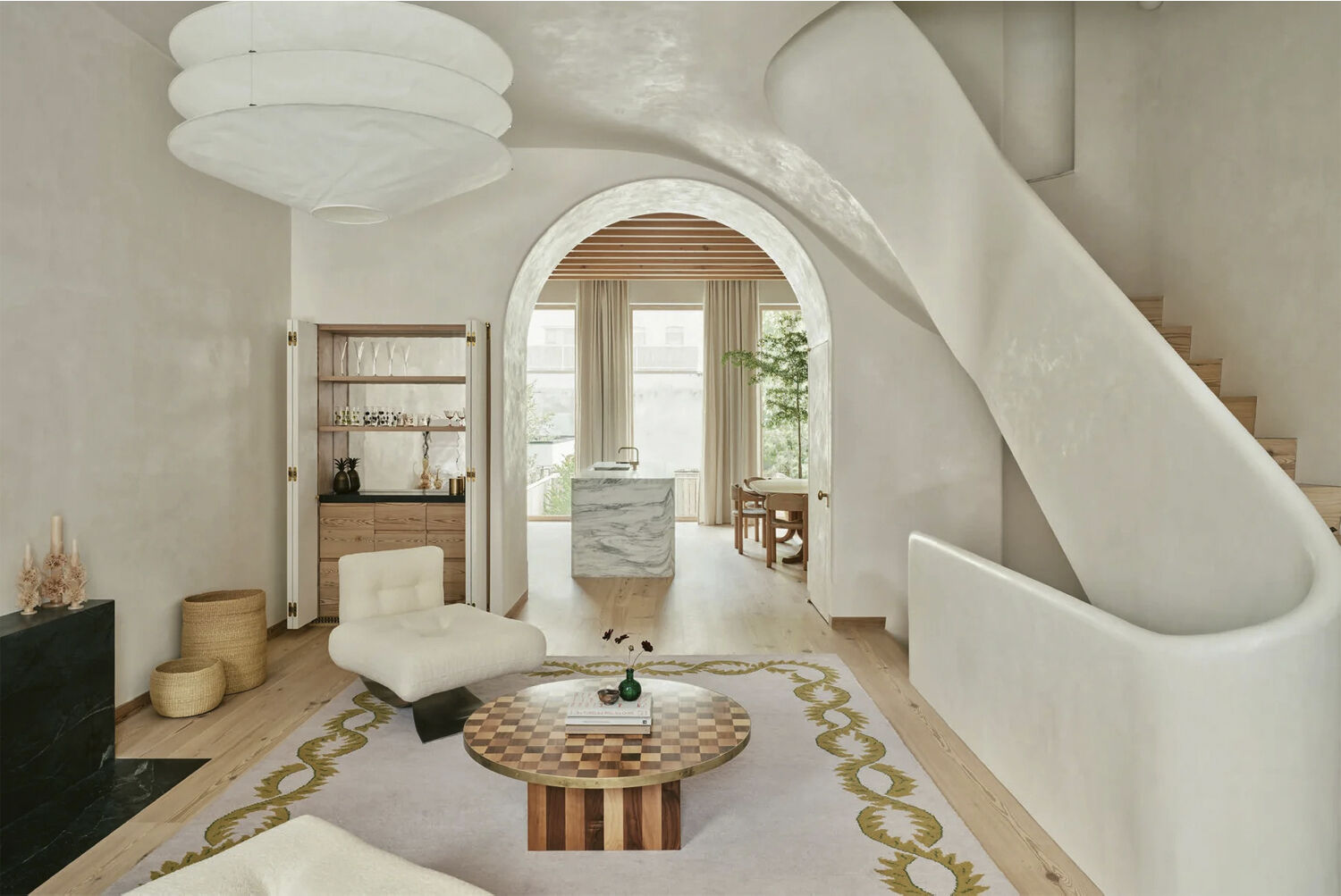 New Cosmopolitan Living