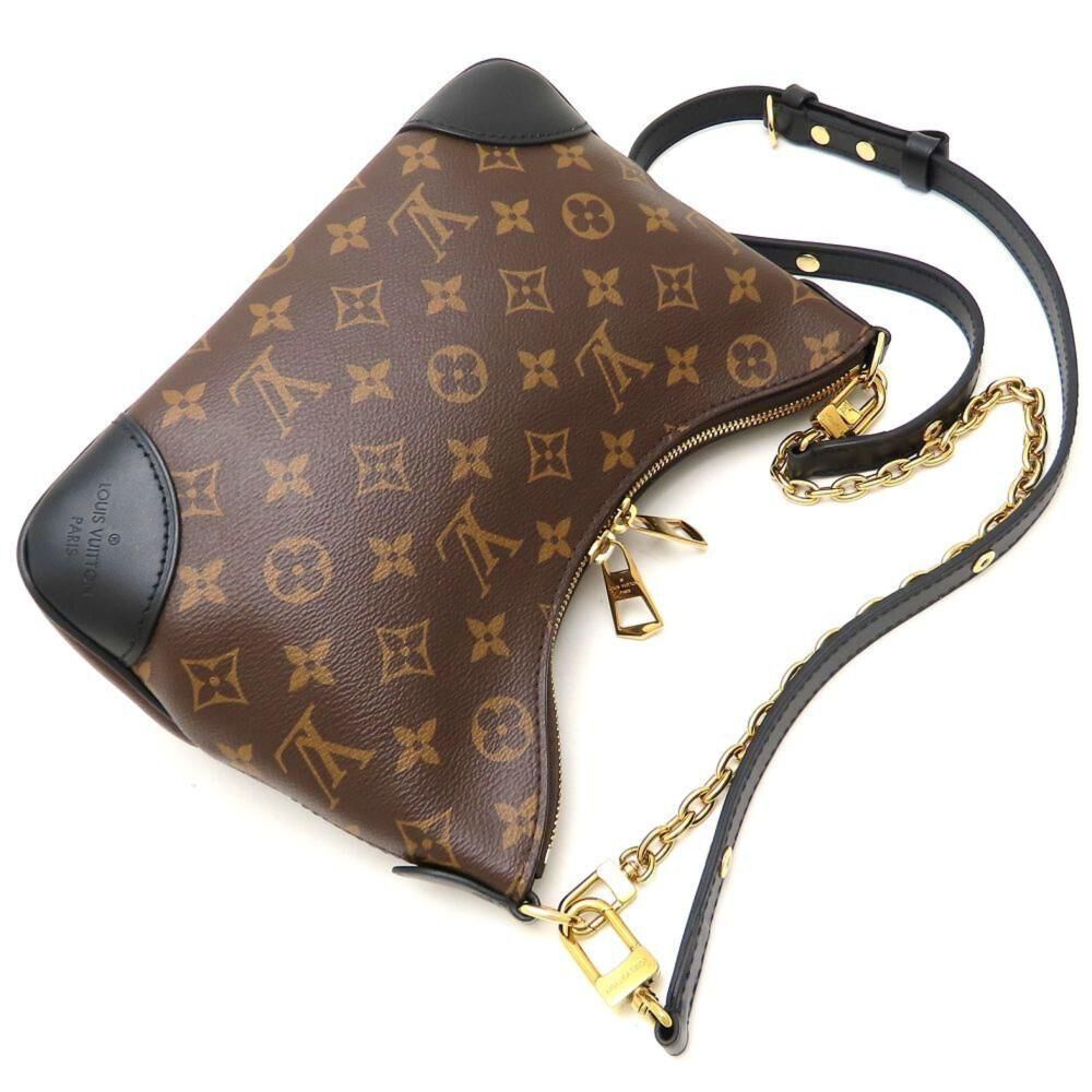 Louis Vuitton Shoulder Bags