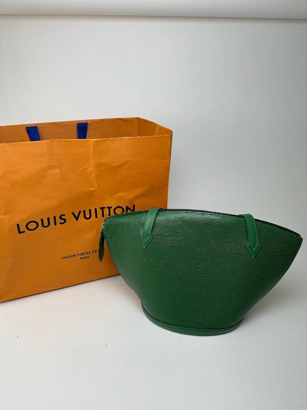 Louis Vuitton Shoulder Bags