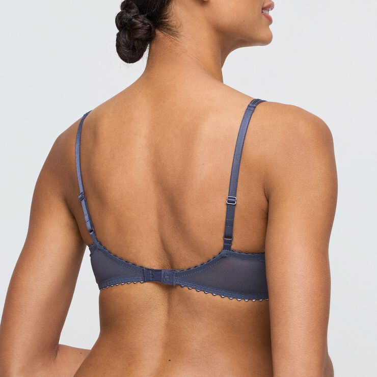 Jane balcony bra horizontal seam