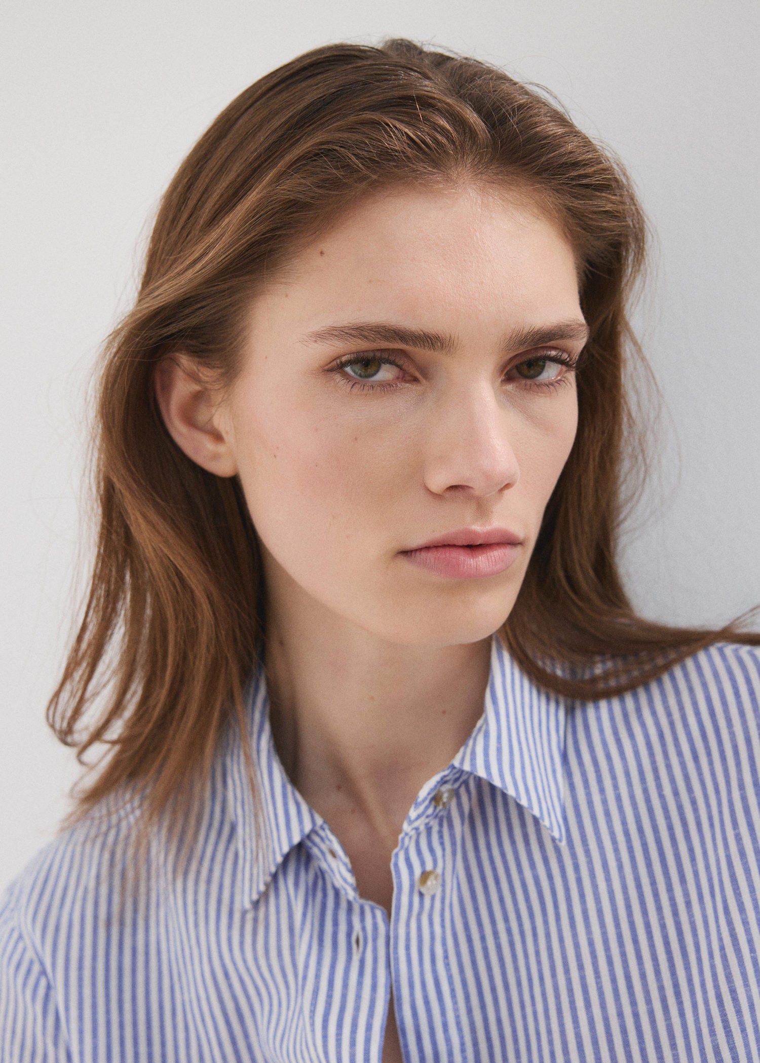 Short sleeve striped shirt
