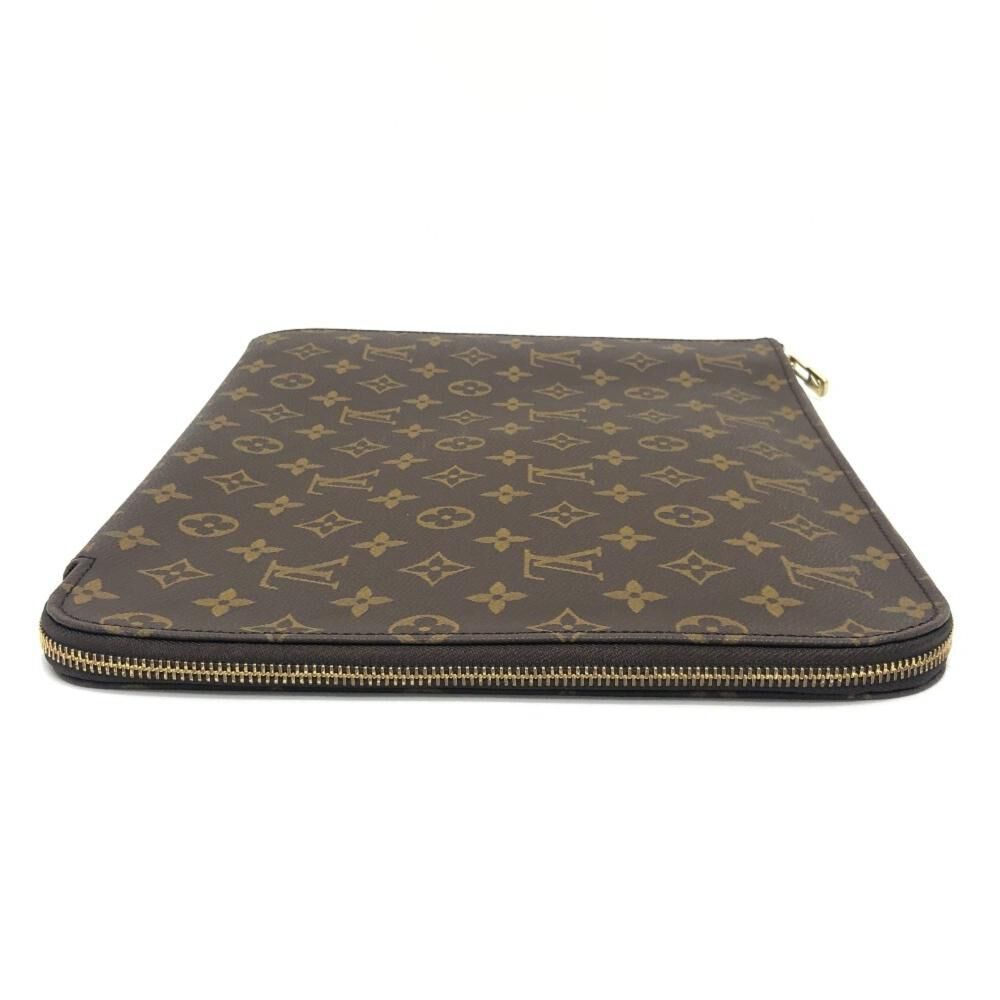 Louis Vuitton Poche Documents