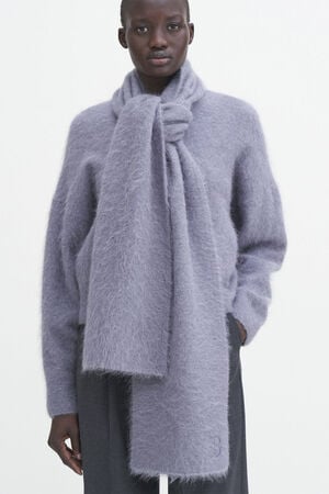 Fluffy Scarf