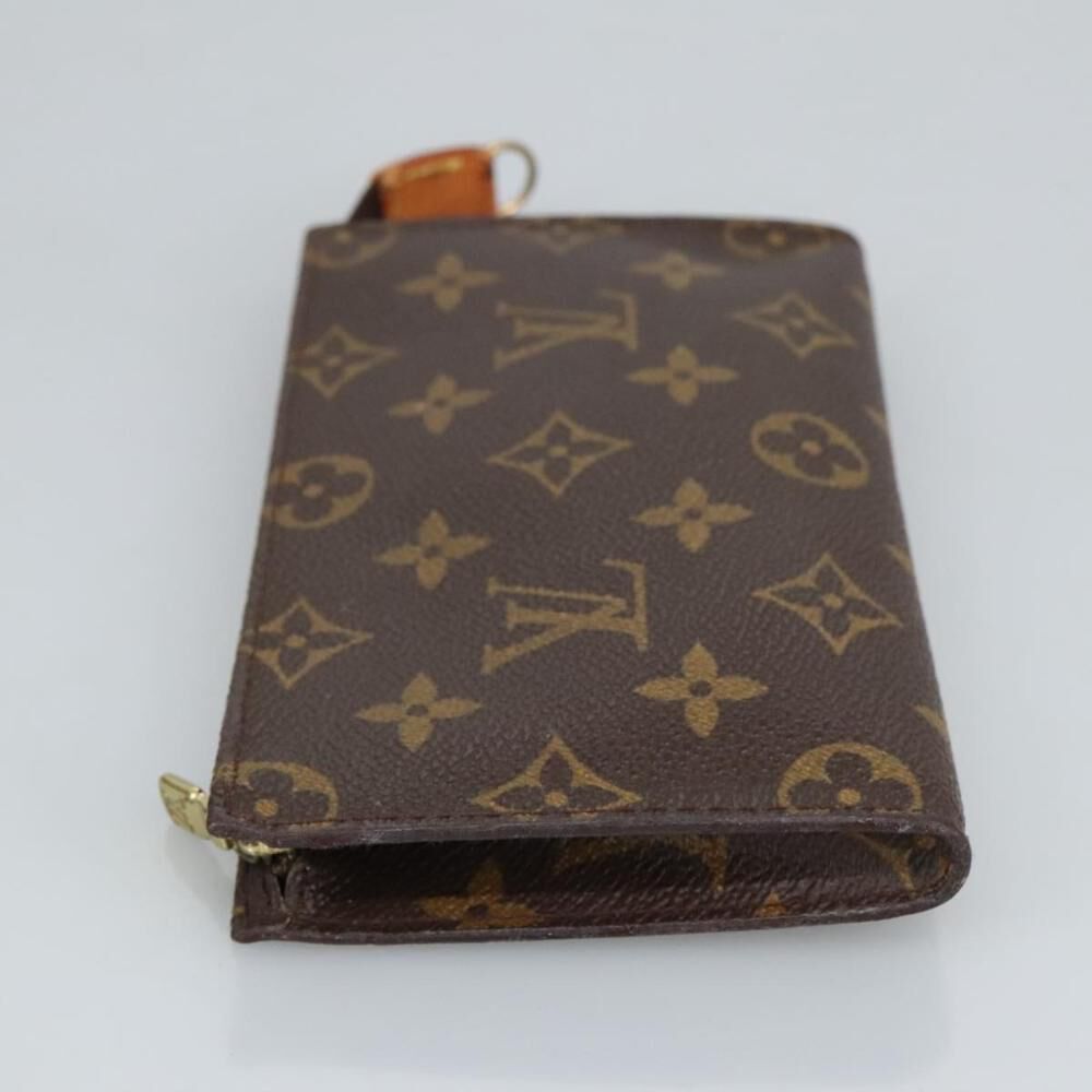 Louis Vuitton Pouch