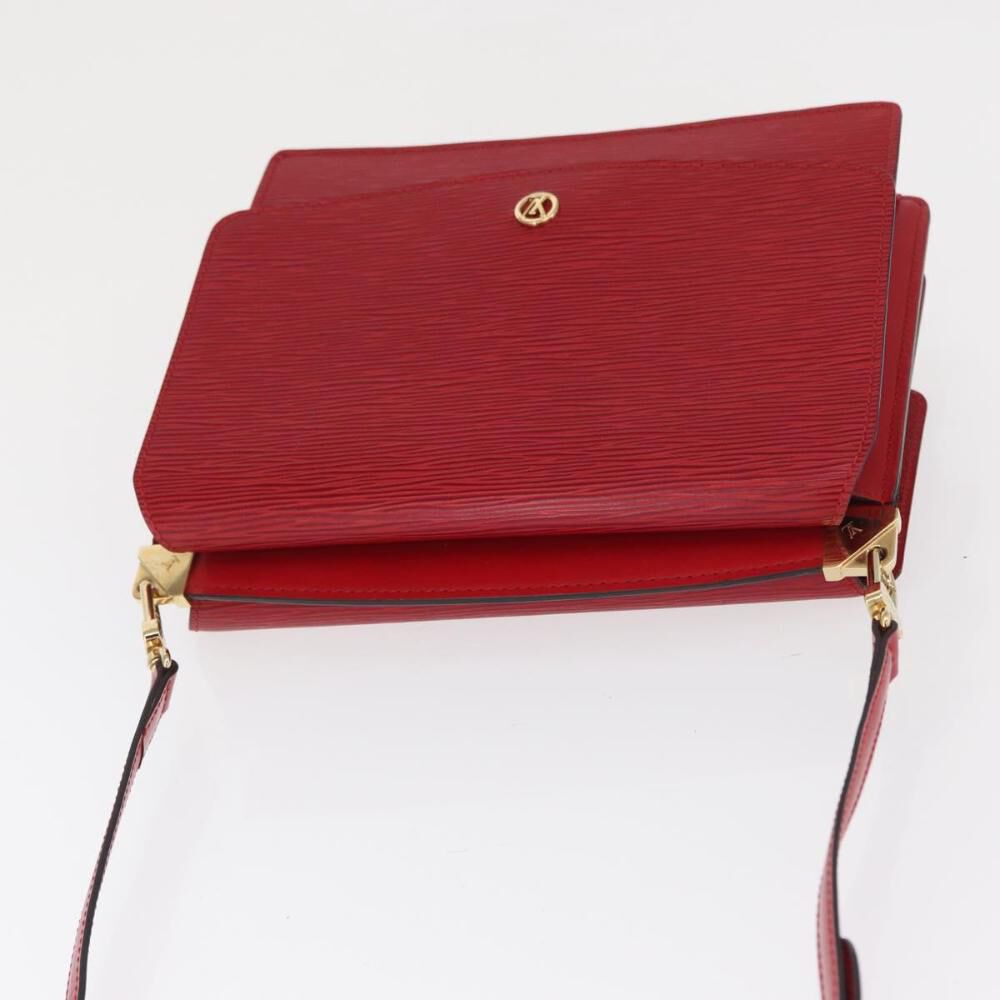 Louis Vuitton Shoulder Bags