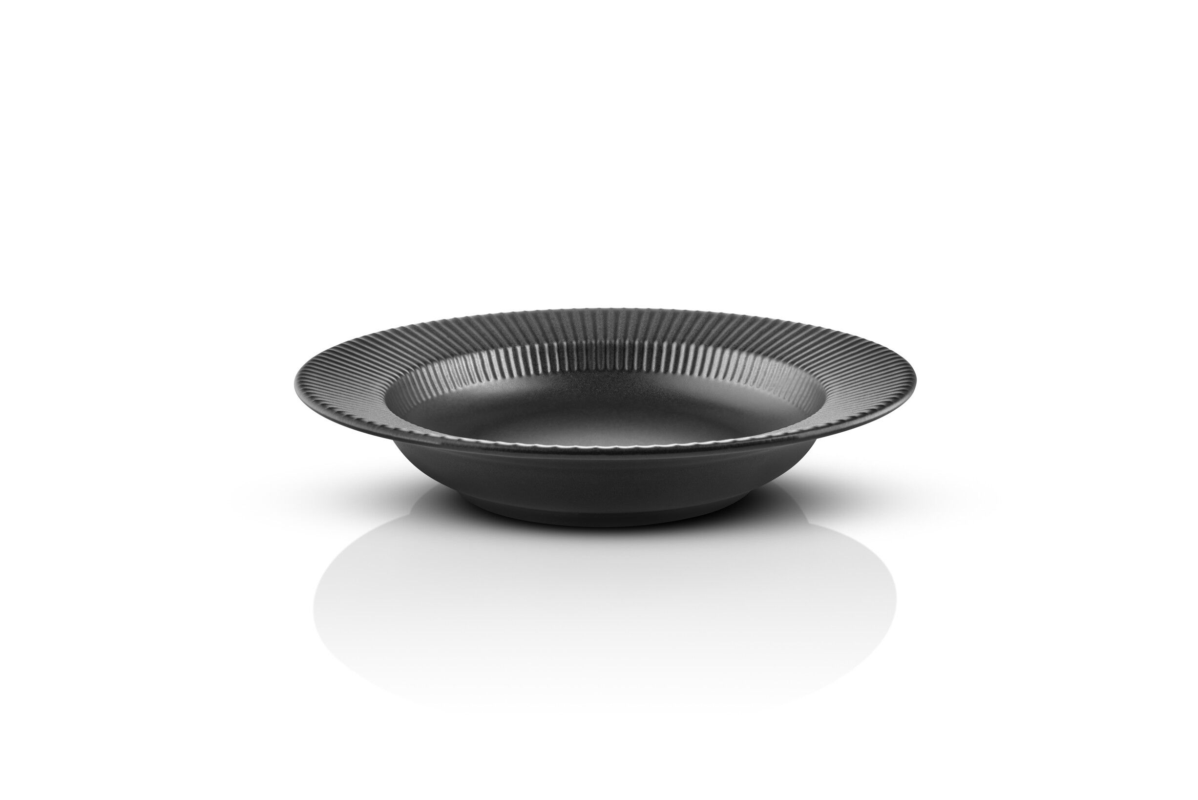 Legio Nova Djup tallrik 22 cm Black