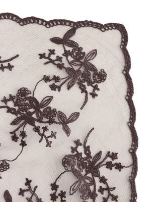 Scarf in mesh with lace embroidery.