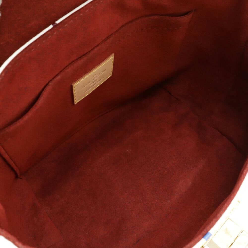 Louis Vuitton Shoulder Bags