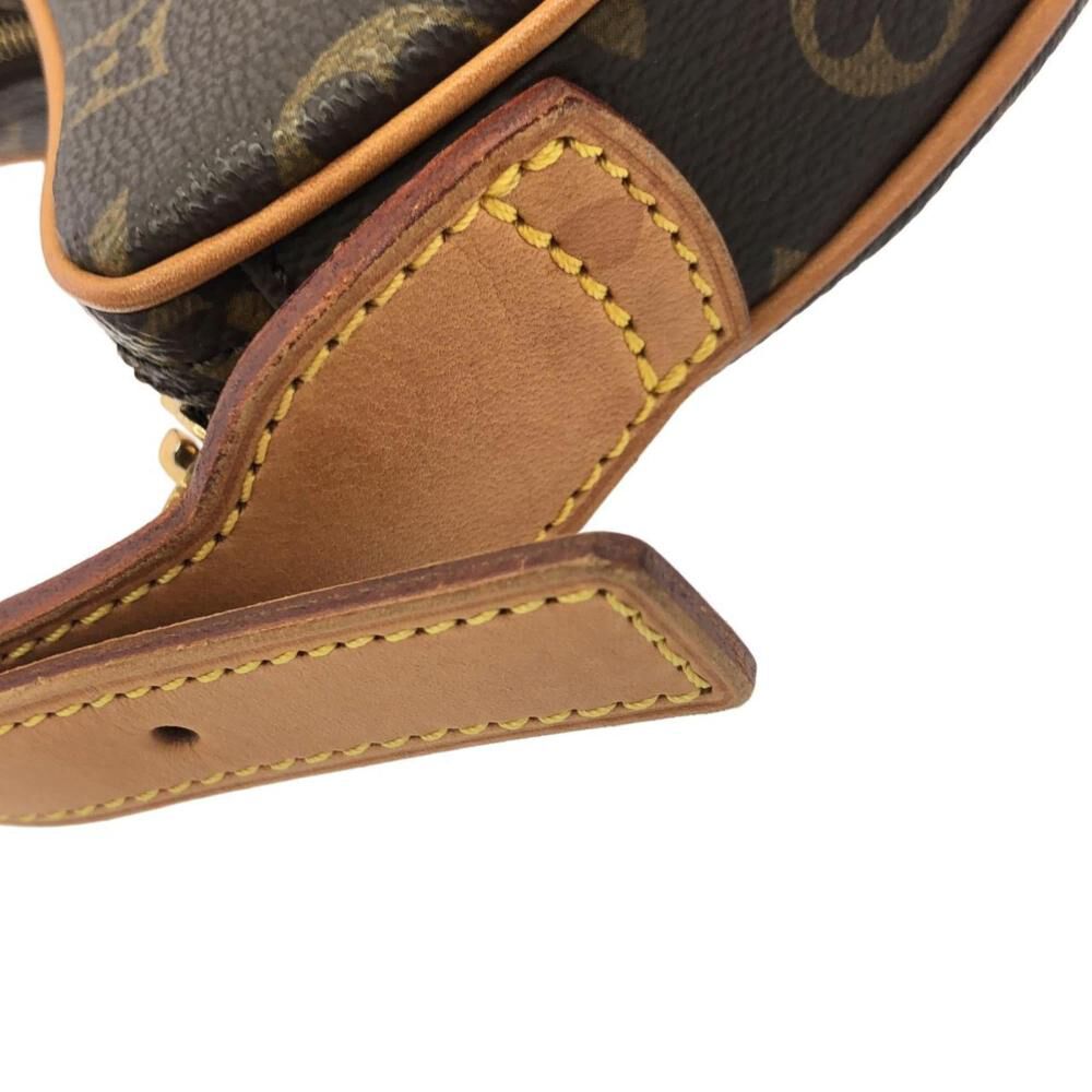 Louis Vuitton Croissant