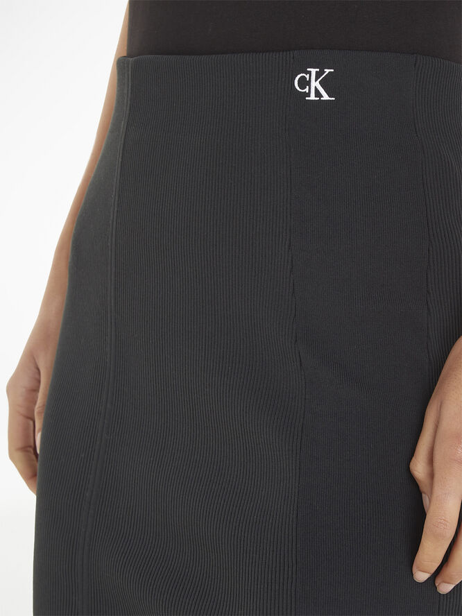 Knitted bodycon skirt