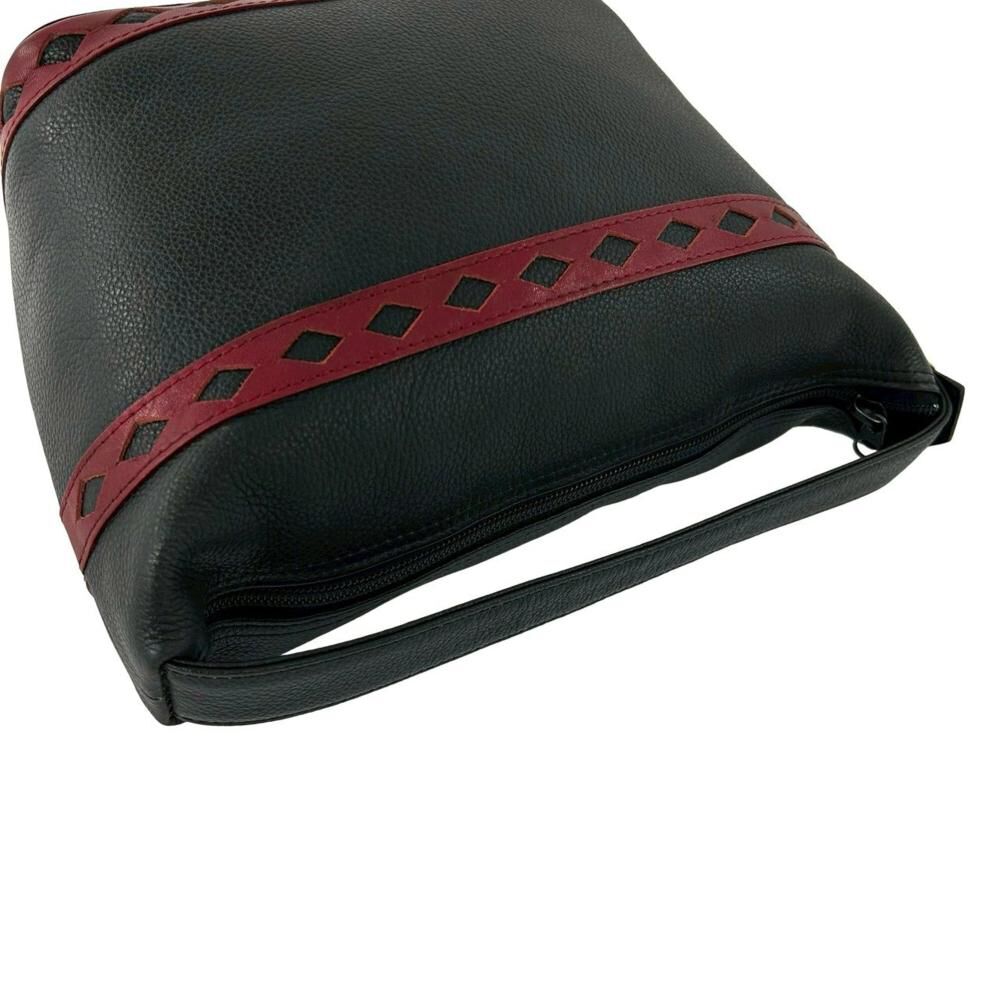 Yves Saint Laurent Handbag