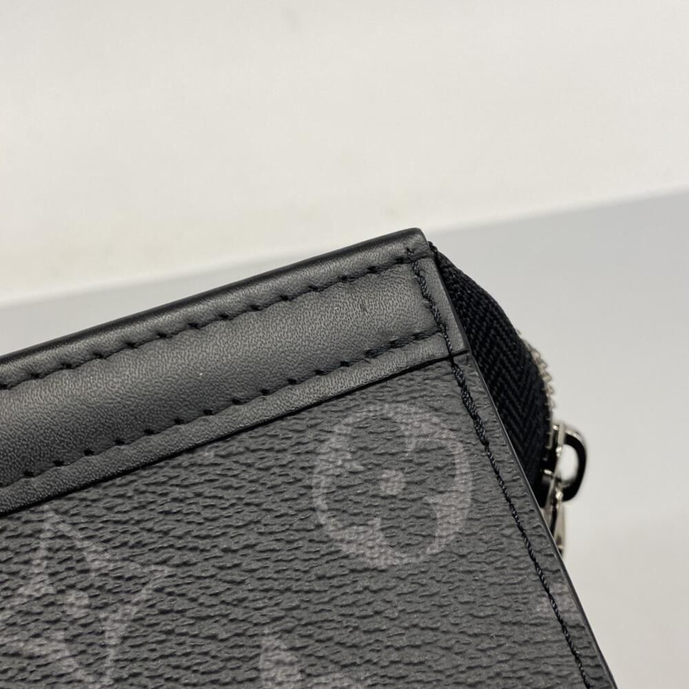 Louis Vuitton Pochette Homme
