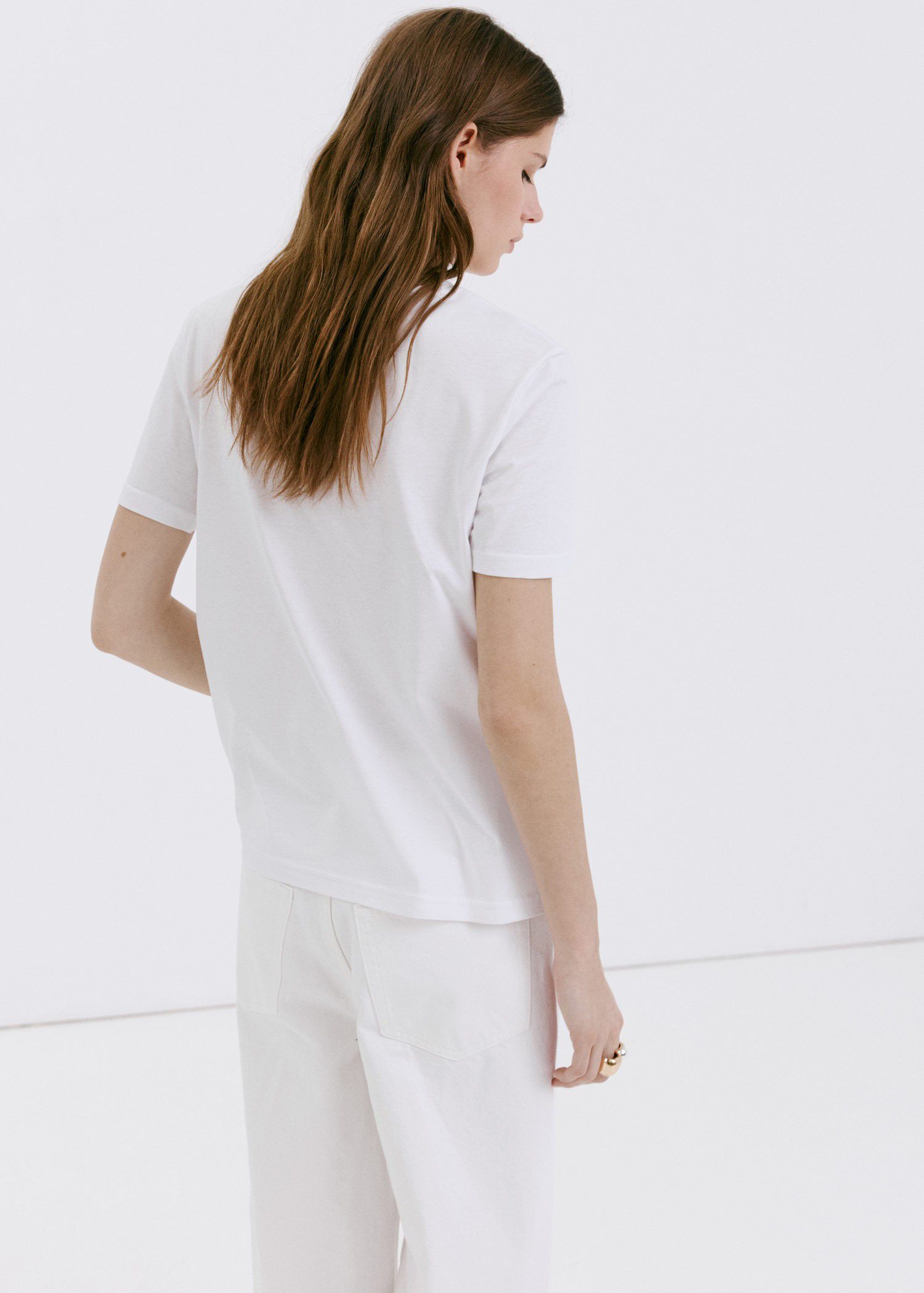 Rounded neck cotton t-shirt