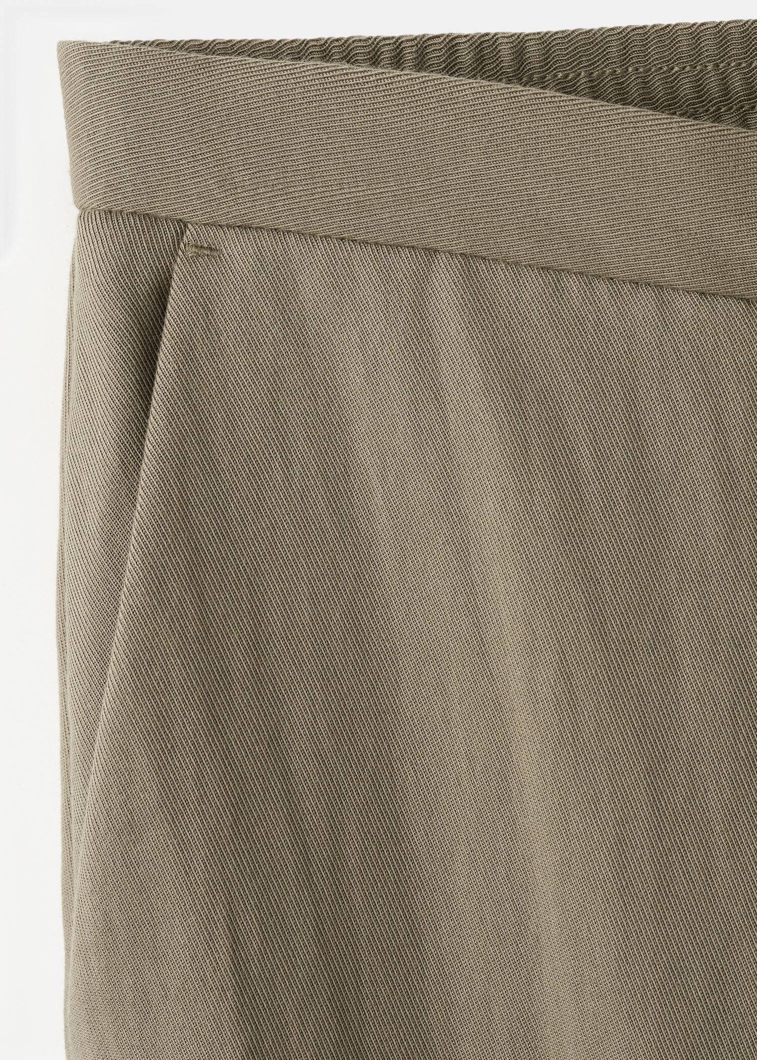 High-waisted lyocell trousers