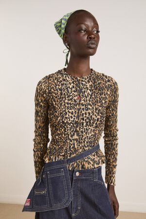 ELLIANA SMOCKED CARDI