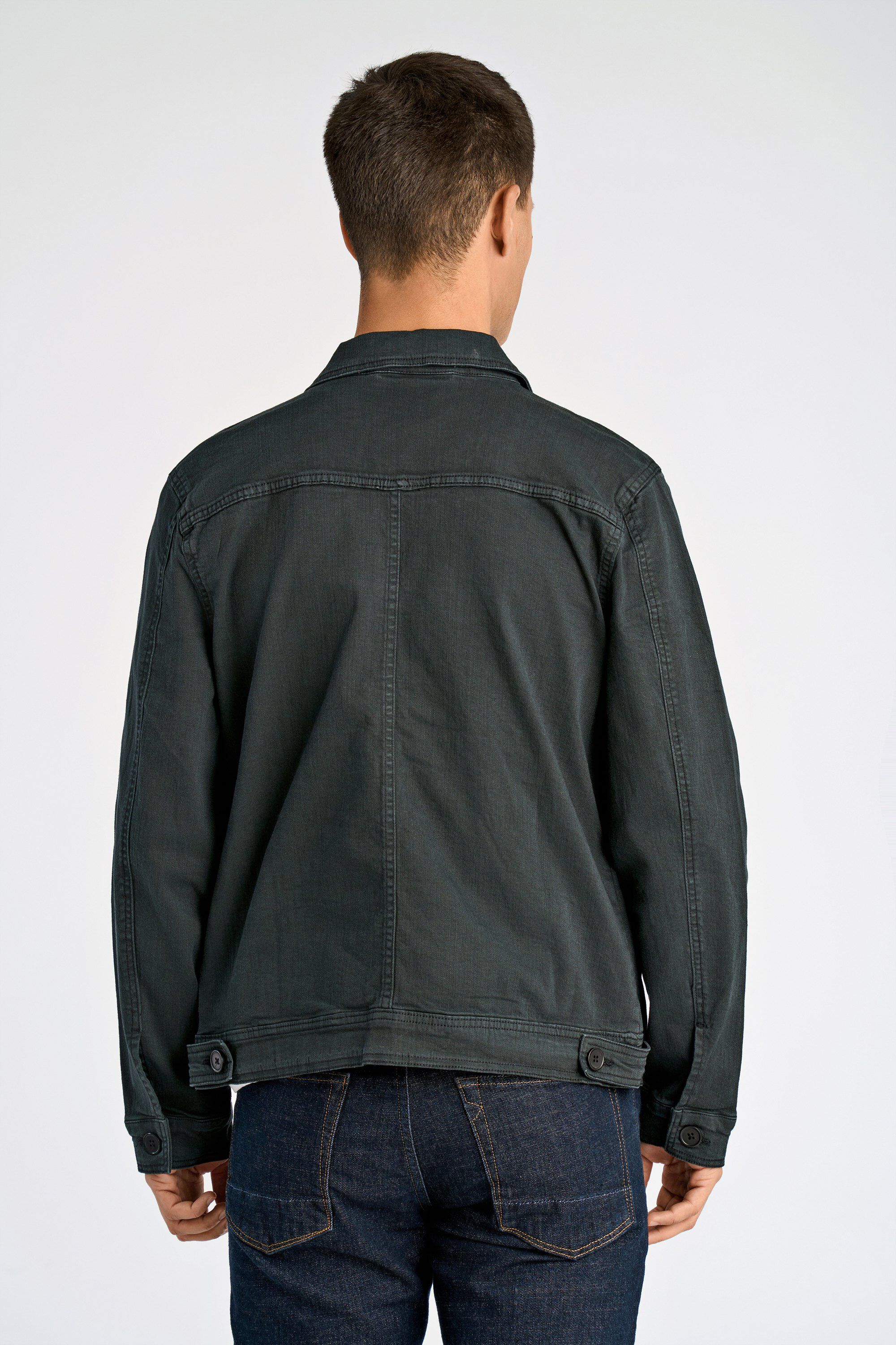 Cropped length overshirt