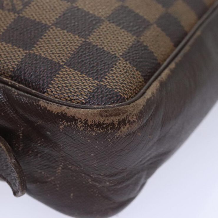 Louis Vuitton Trousse Toilette