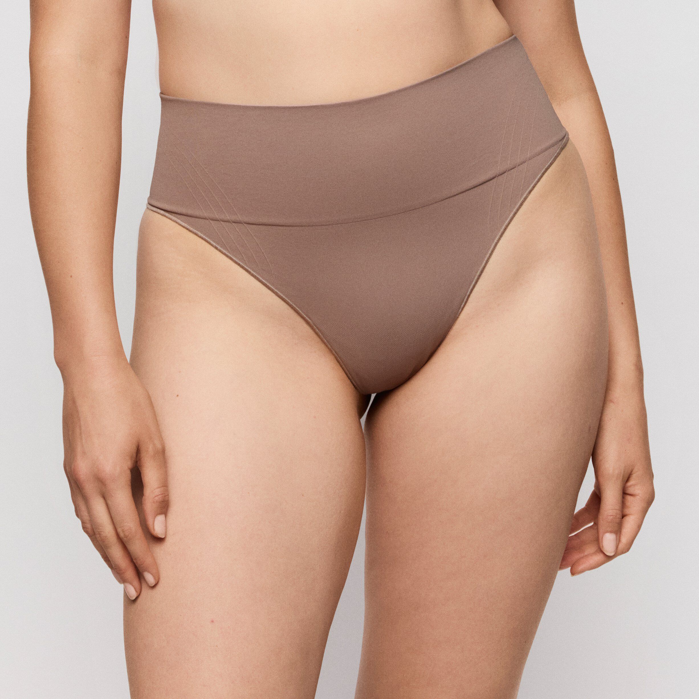 Nudda shapewear string