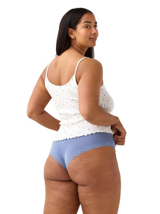 Brazilian cut briefs with low waist