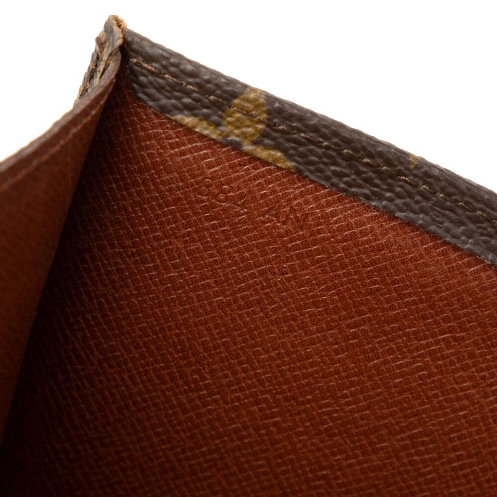 Louis Vuitton Clutch