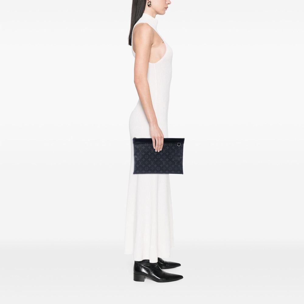 Louis Vuitton Clutch