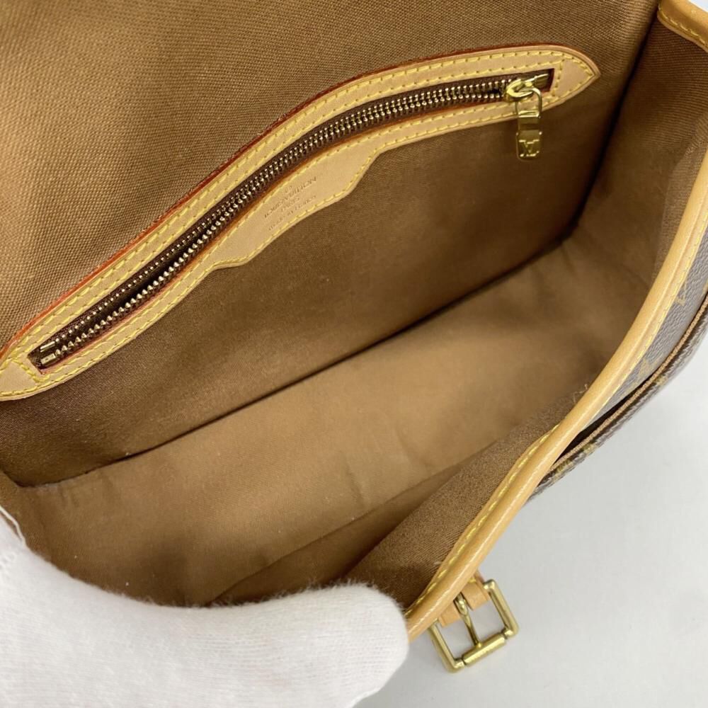 Louis Vuitton Sologne