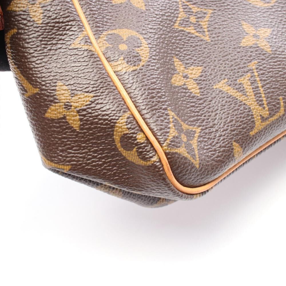 Louis Vuitton Shoulder Bags