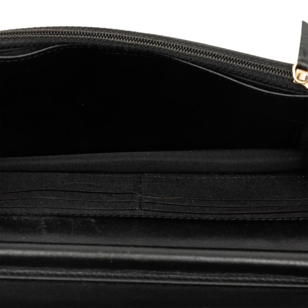 Chanel Wallet On Chain