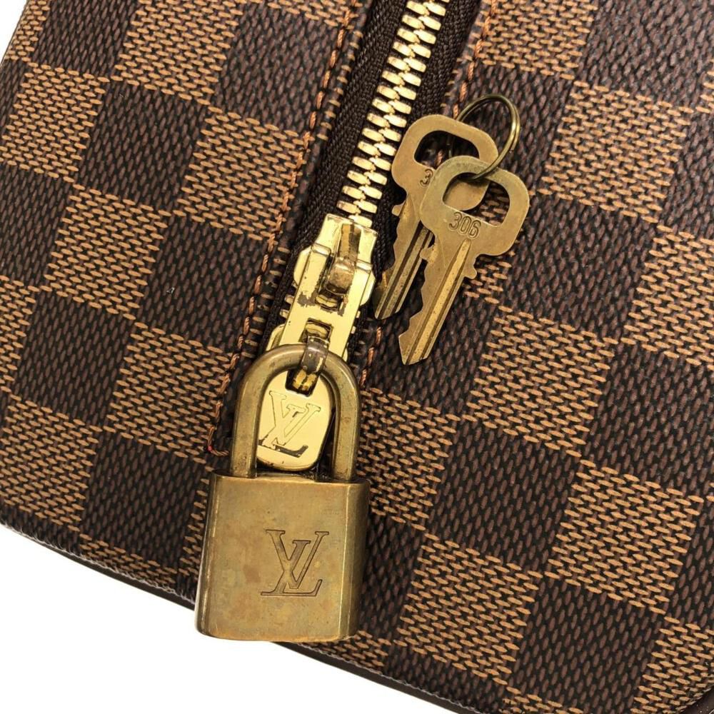 Louis Vuitton Nolita