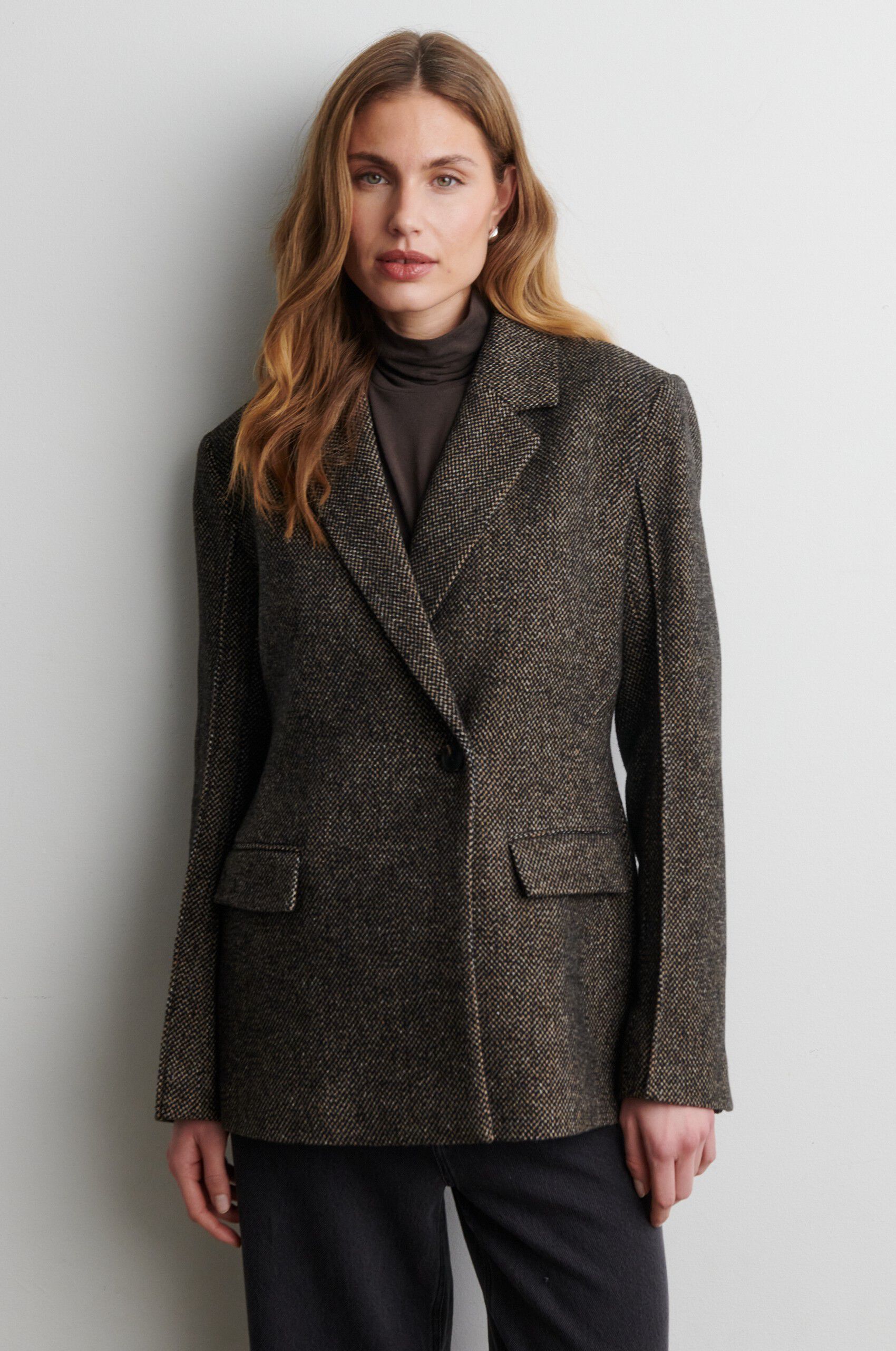 Emi New Fitted Blazer