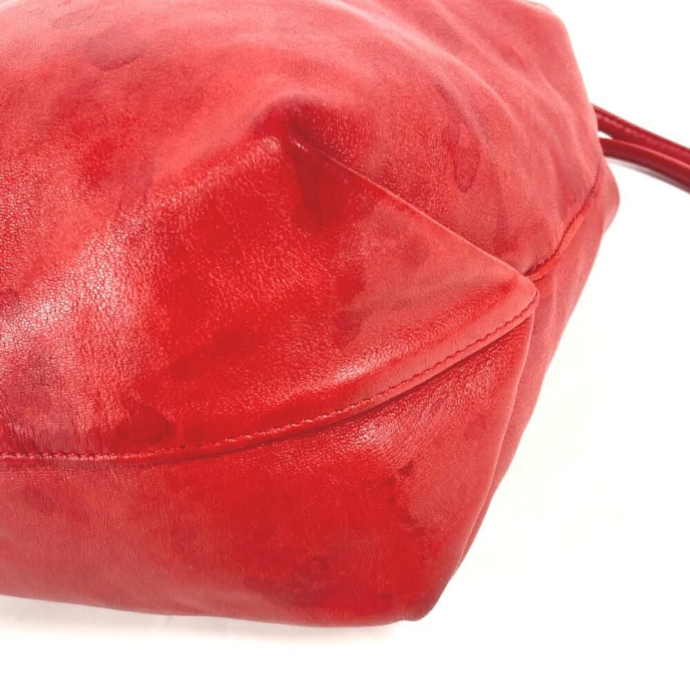 Yves Saint Laurent Shoulder Bag