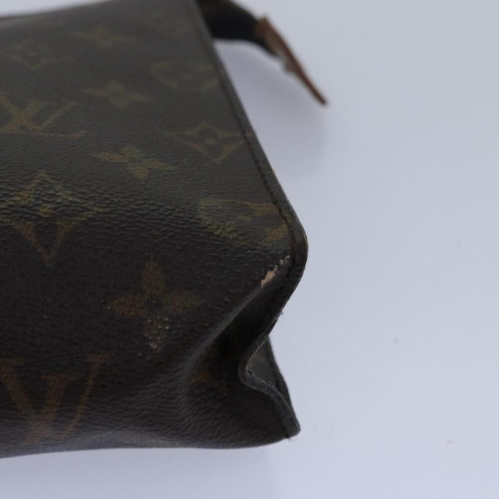 Louis Vuitton Poche Toilette