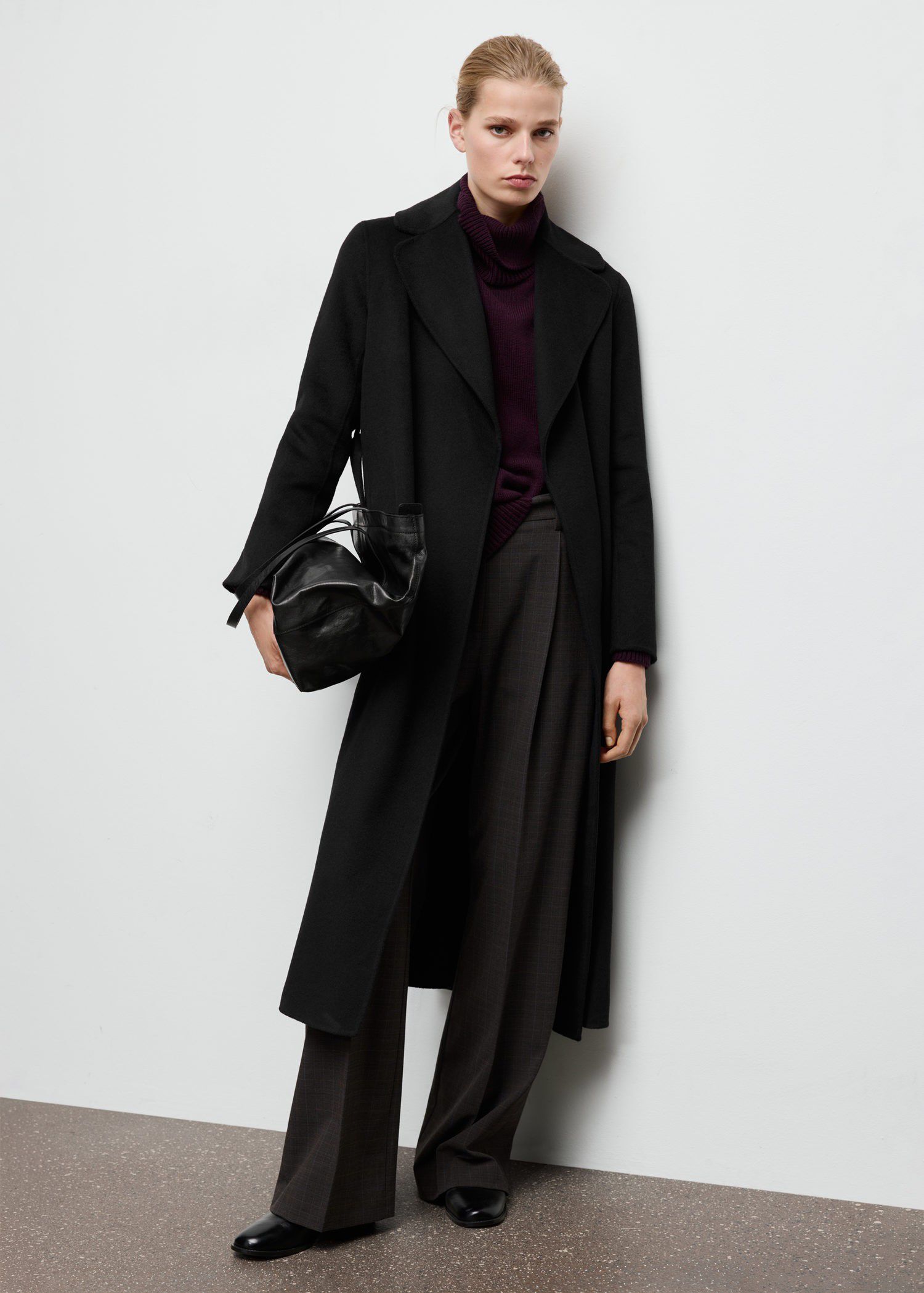 Handmade wool coat with belt