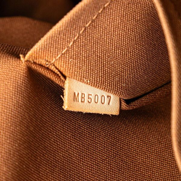 Louis Vuitton Tivoli