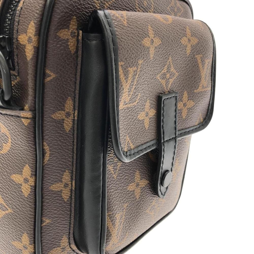 Louis Vuitton Shoulder Bags