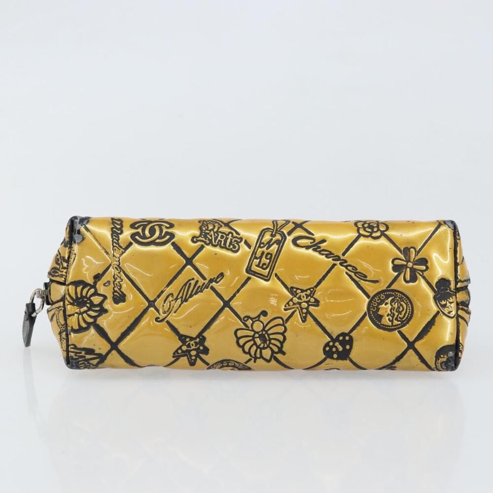 Chanel Pouch
