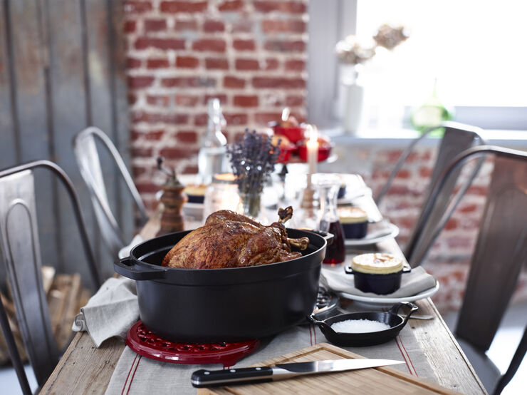 Gryta 29 Svart Oval Gjutjärn