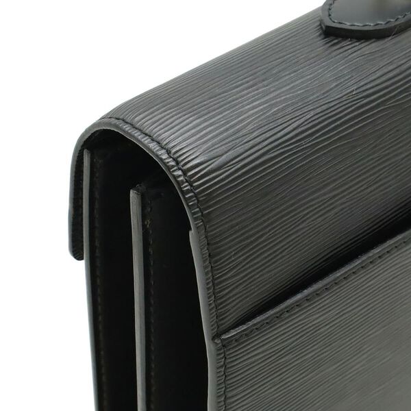 Louis Vuitton Serviette Ambassadeur