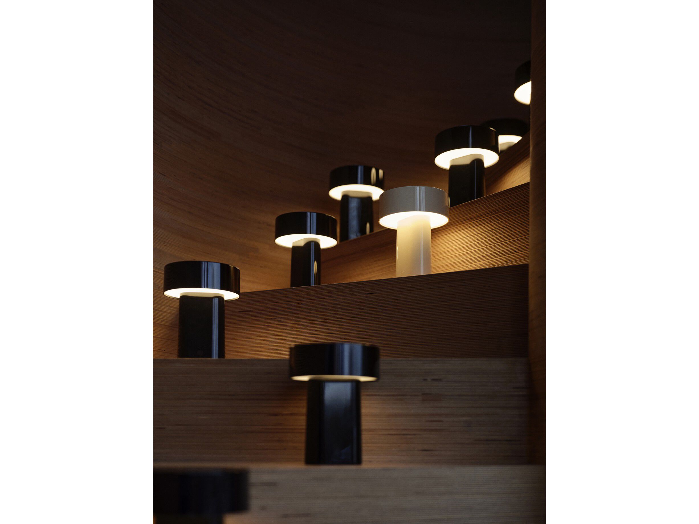 Lampa Oblong Warm Grey