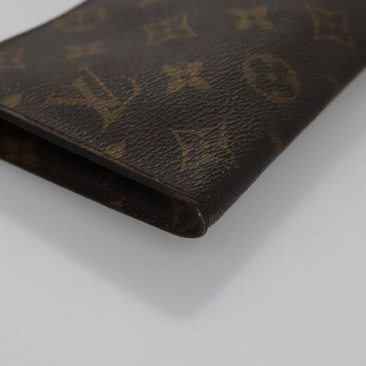 Louis Vuitton Pouch